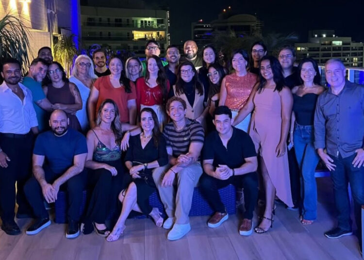 Empresários se reúnem em jantar do O Club Brasil para fortalecer conexões e gerar negócios