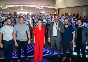 Summit Gestão em Negócios reúne mais de 1.500 empresários no Centro de Eventos do Ceará