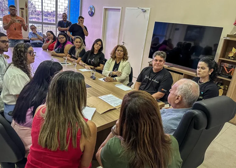 Prefeitura de Maracanaú reforça compromisso com crianças autistas e amplia atendimento do Projeto Conecta