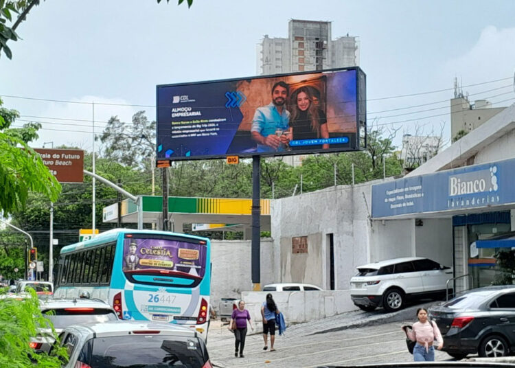 BIGDOOH aposta no poder das ruas para reconectar marcas com o público em meio à saturação do digital