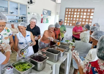 Restaurante Popular realiza oficina para beneficiários do equipamento