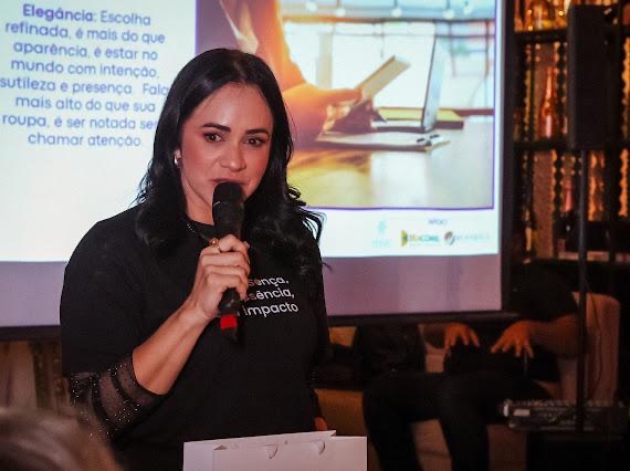 Paula Dantas realiza a 7ª edição do “Entre Elas” e celebra a força, a elegância e o charme da mulher contemporânea