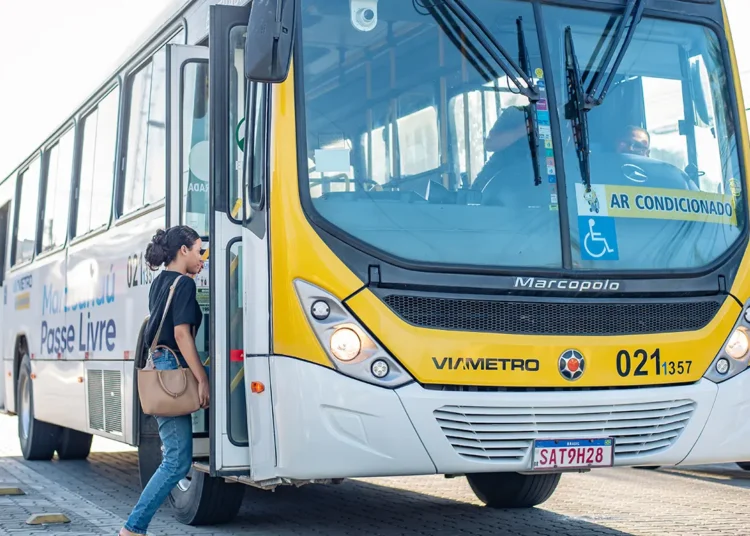 Prefeitura de Maracanaú vai reforçar transporte público nas noites de shows do São João de Maracanaú 2025
