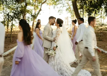 Vestido para casamento: o que usar como convidada sem errar no look