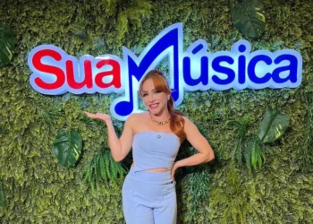 Após lançar clipe de “Estilo Anittizada”, Vitória Fernandez fecha parceria com a Sua Música para impulsionar carreira nacional