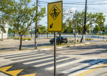 No momento, você está visualizando Prefeitura amplia acessibilidade com novas faixas elevadas para pedestres