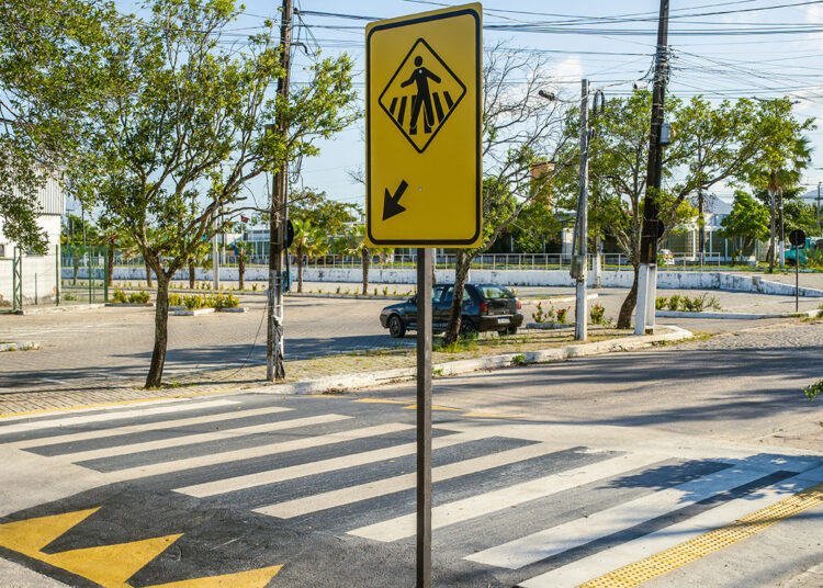 No momento, você está visualizando Prefeitura amplia acessibilidade com novas faixas elevadas para pedestres