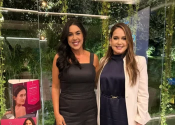 Dra. Eduarda Diógenes prestigia jantar científico sobre Regeneração Completa de Sculptra