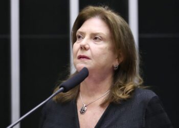 Comissão da Câmara aprova isenção de biometria para idosos em serviços de saúde