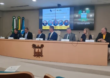 No momento, você está visualizando Maracanaú compartilha experiência exitosa com escolas cívico-militares em fórum no Rio Grande do Norte