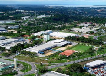No momento, você está visualizando Prefeito realiza viagem estratégica de Negócios a Manaus, no Amazonas