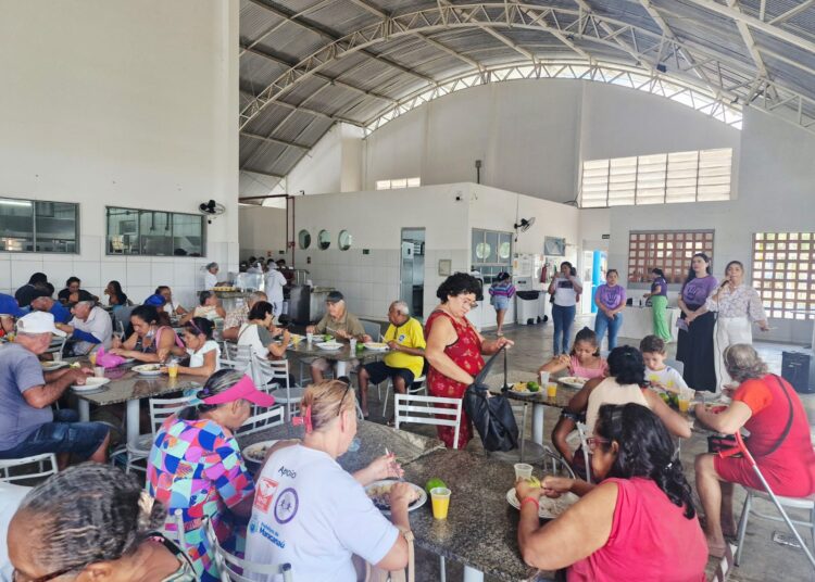 No momento, você está visualizando Restaurante Popular de Maracanaú recebe ação educativa em alusão ao Agosto Lilás