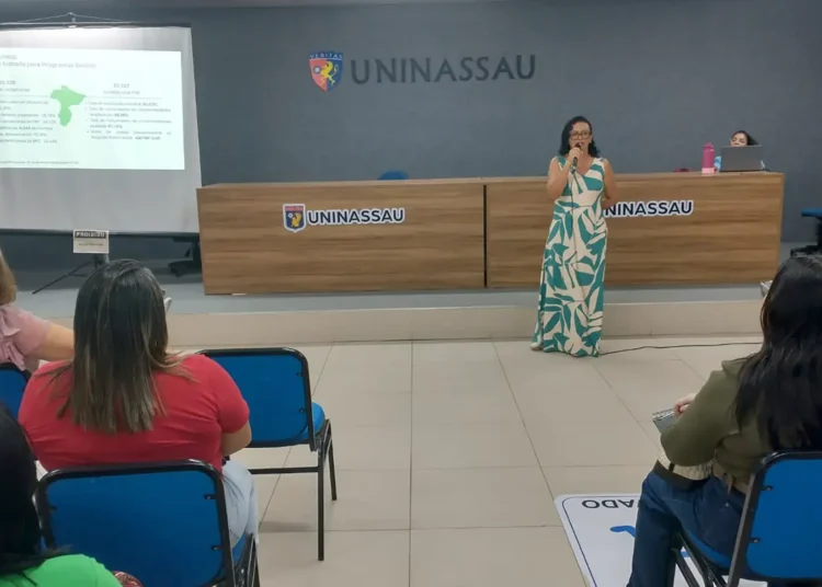 No momento, você está visualizando Oficina capacita secretários escolares sobre Cadastro Único e Programa Bolsa Família