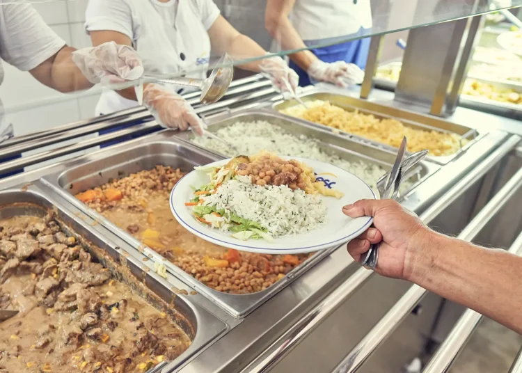 No momento, você está visualizando Restaurante Popular de Maracanaú realiza troca e renovação das carteiras de usuários