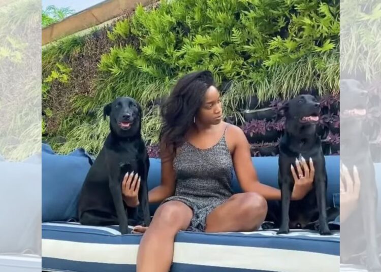 Cantora Iza revela conexão “paranormal” com sua cadela. Entenda