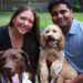 Casal recebe surpresa ao rever seus cachorros após o casamento