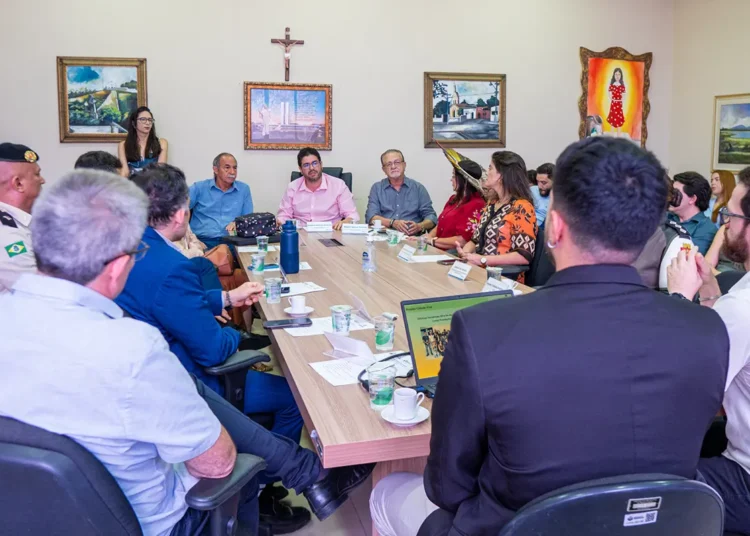 Maracanaú realiza reunião do Comitê Deliberativo Municipal do PReVio