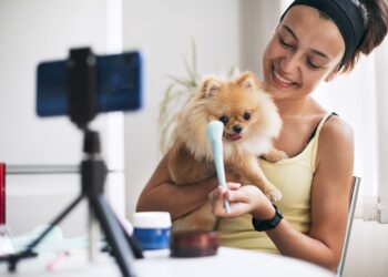 Pets influenciadores geram mais confiança que humanos, diz estudo