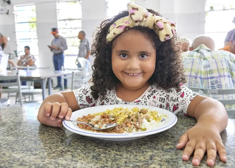 No momento, você está visualizando Prefeitura de Maracanaú lança Projeto de Educação Alimentar e Nutricional “Educar para Nutrir”