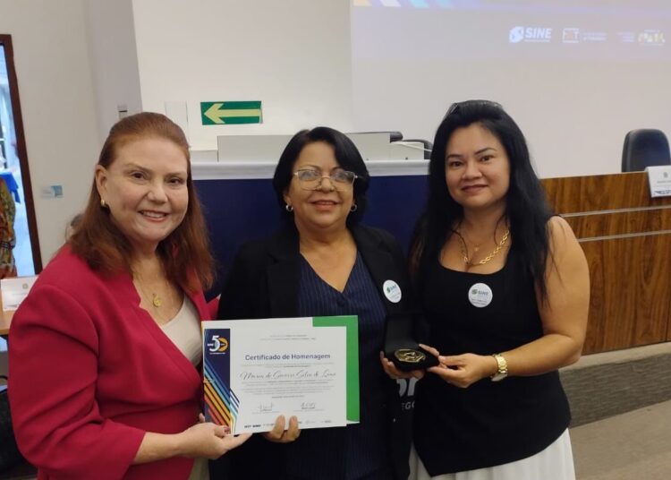 No momento, você está visualizando SINE Municipal de Maracanaú é destaque nacional e recebe homenagem pelos 50 anos do Sistema Nacional de Emprego