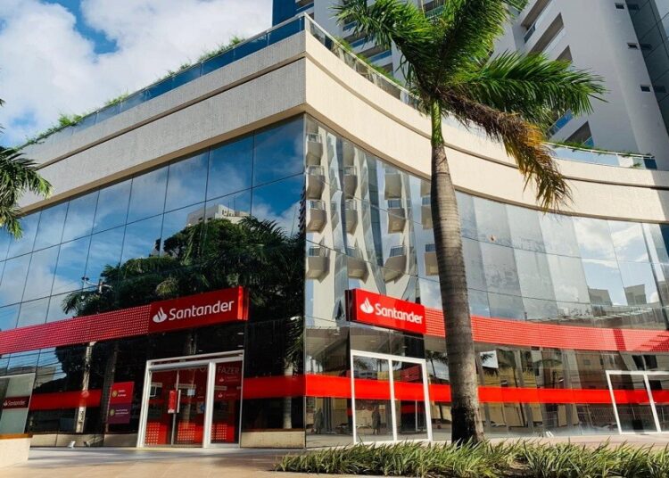 Santander abre novo ciclo de contratação de assessores no Ceará para reforçar time de investimentos