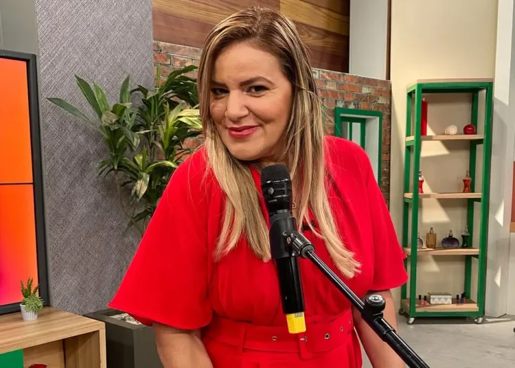 Fenômeno nas redes sociais, Laércia Dantas lança álbum nas plataformas digitais