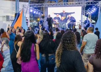 No momento, você está visualizando Maracanaú celebra o Dia dos Professores com música e muita diversão
