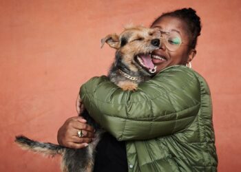 Pensando em adotar um pet pela 1ª vez? Veja dicas de uma veterinária