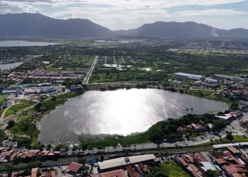 No momento, você está visualizando Prefeitura e Ministério da Agricultura realizam peixamento em reservatórios do município