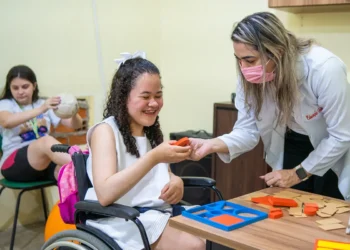 No momento, você está visualizando Projeto MoviMente fortalece vínculos e potencializa o desenvolvimento de crianças neurodivergentes em Maracanaú
