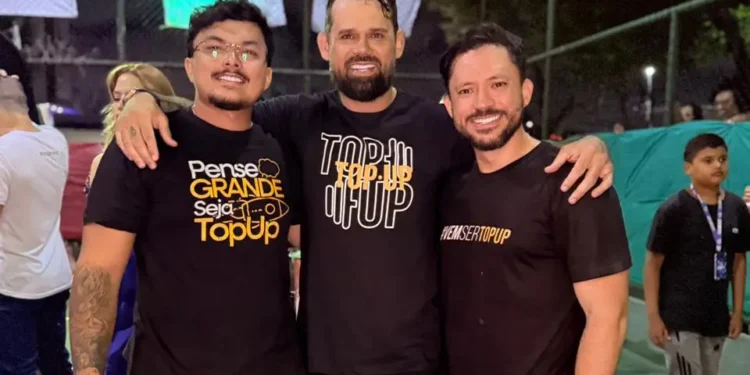 Grupo TOP UP de academias patrocina Grande Ceia de Natal na Praça João Pontes e promove noite de solidariedade para mais de mil pessoas