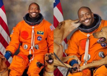 Astronauta posa com seus cães para foto oficial da Nasa e encanta web