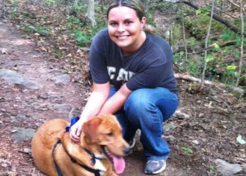 Graças ao seu cachorro, mulher descobre câncer de mama agressivo