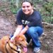 Graças ao seu cachorro, mulher descobre câncer de mama agressivo