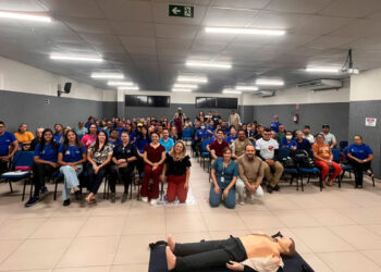 No momento, você está visualizando Maracanaú realiza cerimônia de formatura de 235 profissionais do programa Mais Saúde com Agente