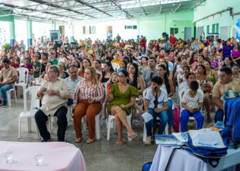 No momento, você está visualizando Prefeitura de Maracanaú inaugura novo prédio da Escola Municipal Luís Carlos Prestes e entrega kits de material escolar