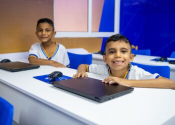 No momento, você está visualizando Prefeitura inaugura novo prédio da Escola Professor Paulo Freire com sala maker na Pajuçara