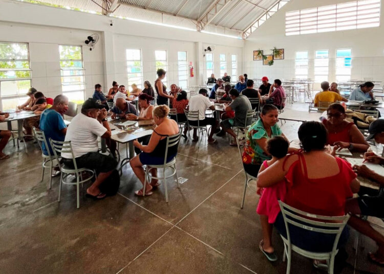 No momento, você está visualizando Restaurante Popular promove oficina de comidas afetivas e reforça ações do Projeto “Comer com Dignidade”