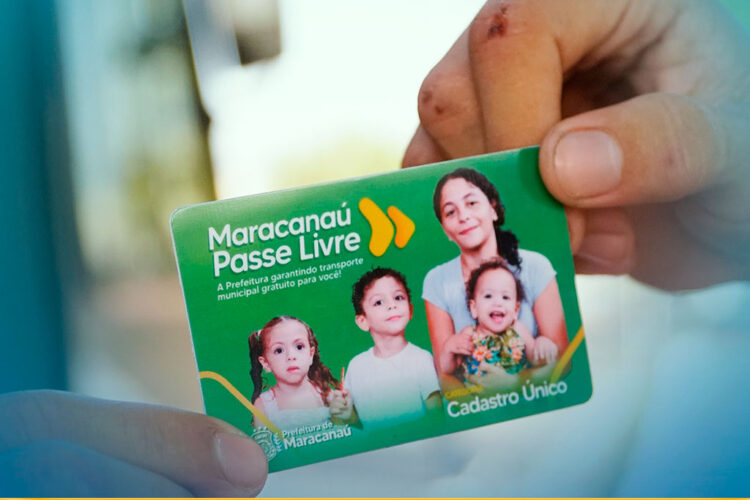 No momento, você está visualizando Prefeitura realiza mais uma entrega dos cartões do “Programa Maracanaú Passe Livre” à população