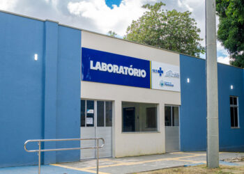 No momento, você está visualizando Hospital Municipal Dr. João Elísio de Holanda inaugura novo laboratório de análises clínicas com estrutura moderna e foco em excelência