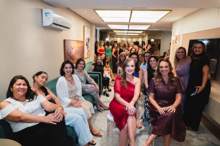 Dra. Kaline Ferraz reúne convidadas em noite de autocuidado e celebração ao Dia das Mães