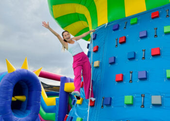 Iguatemi Bosque recebe “Jump Around”, o maior castelo inflável da América Latina e abre programação para as férias de julho