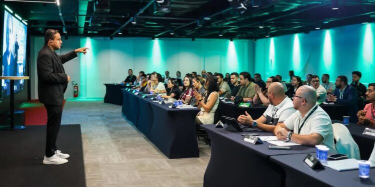 Expocell Tecnologia acontece nos dias 11 e 12 de setembro e coloca em debate tendências, gestão e mudanças no comportamento do consumidor.