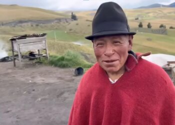 Homem de 71 anos cuida de 150 ovelhas em montanhas a 4 mil metros