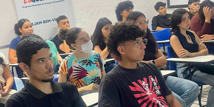 No momento, você está visualizando Jovem Aprendiz já levou 354 jovens do CadÚnico à primeira experiência profissional em Maracanaú