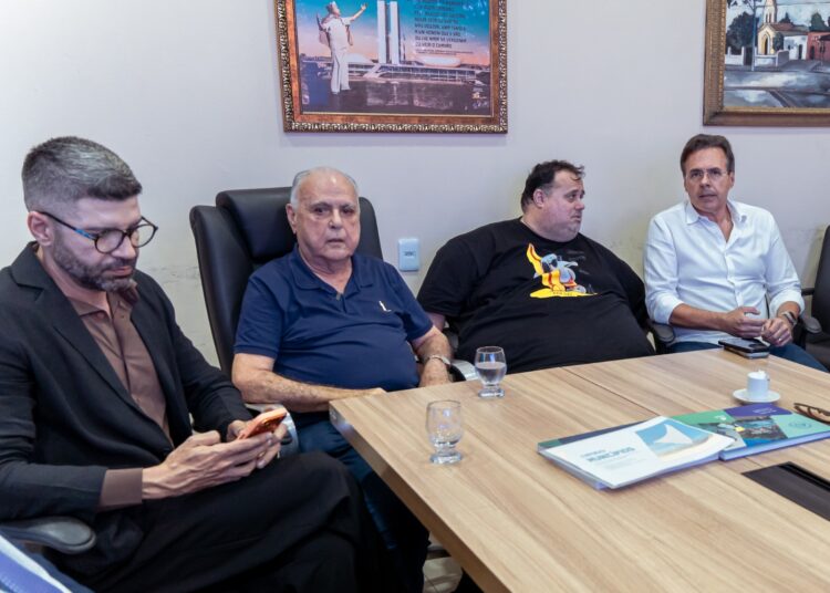 No momento, você está visualizando Prefeitura de Maracanaú lança o Maracanaú Cuidar+, programa municipal pioneiro com acesso gratuito a medicamentos injetáveis para obesidade e controle glicêmico