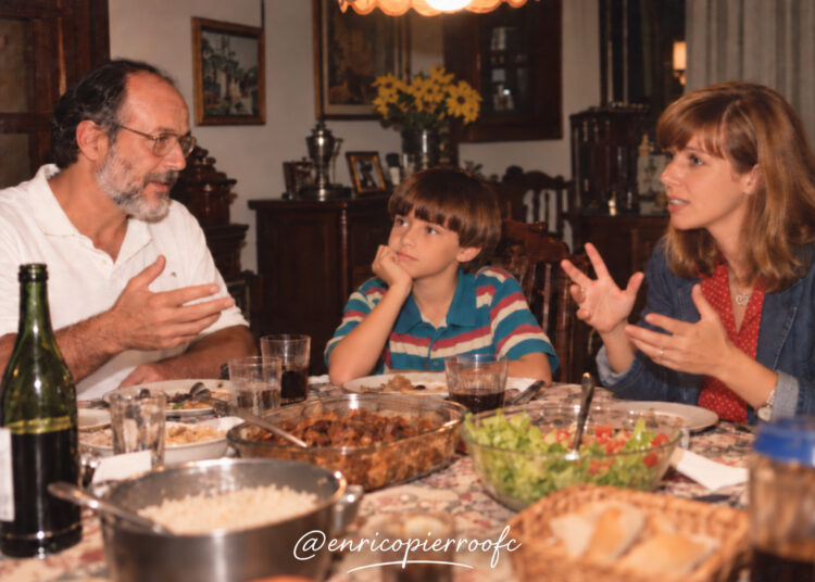 A mesa que ninguém senta mais.