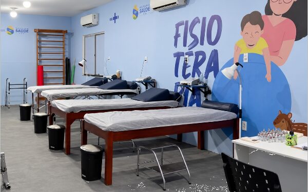 Centro de Especialidades do Jereissati II recebe sala de fisioterapia revitalizada e novos equipamentos