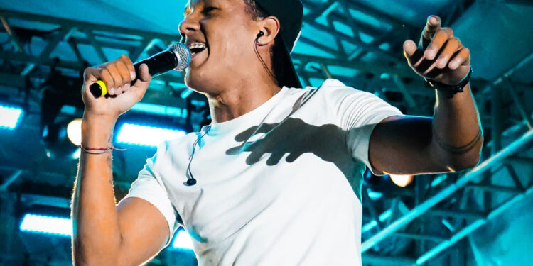 Gustavo Godoy ganha repercussão com lançamentos pela Elite Music e supera um milhão de reproduções no Sua Música